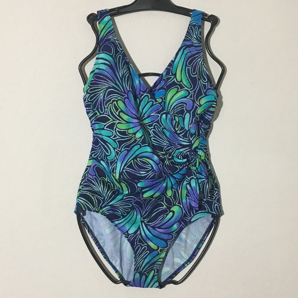 Roxanne Classics Other - Roxanne Classics Faux Wrap Onepiece Swimsuit